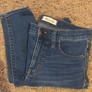 Madewell Roadtripper size 27 jeans.